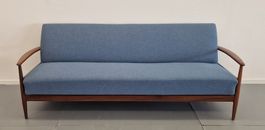 MCM Vintage Design, Schlaf/Sofa, Teak, Neu gepolstert, 1960