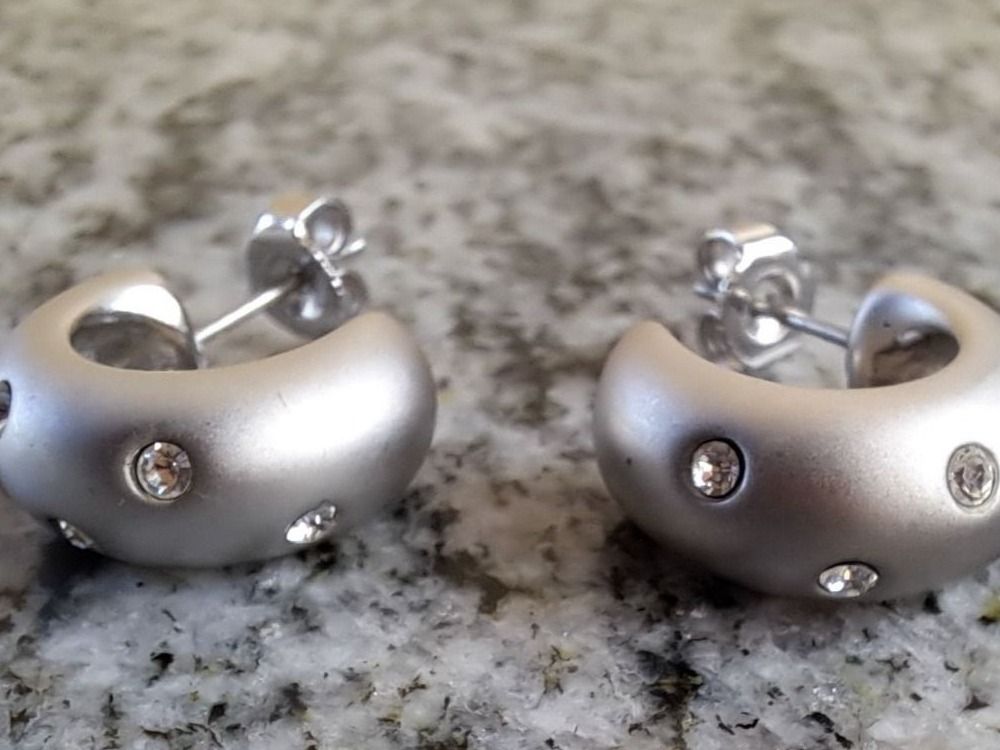 Vollzirkon Creolen Mit Bling Steinen - Hip Hop Kreis Design Unisex Ohrringe Verschiedene Farben