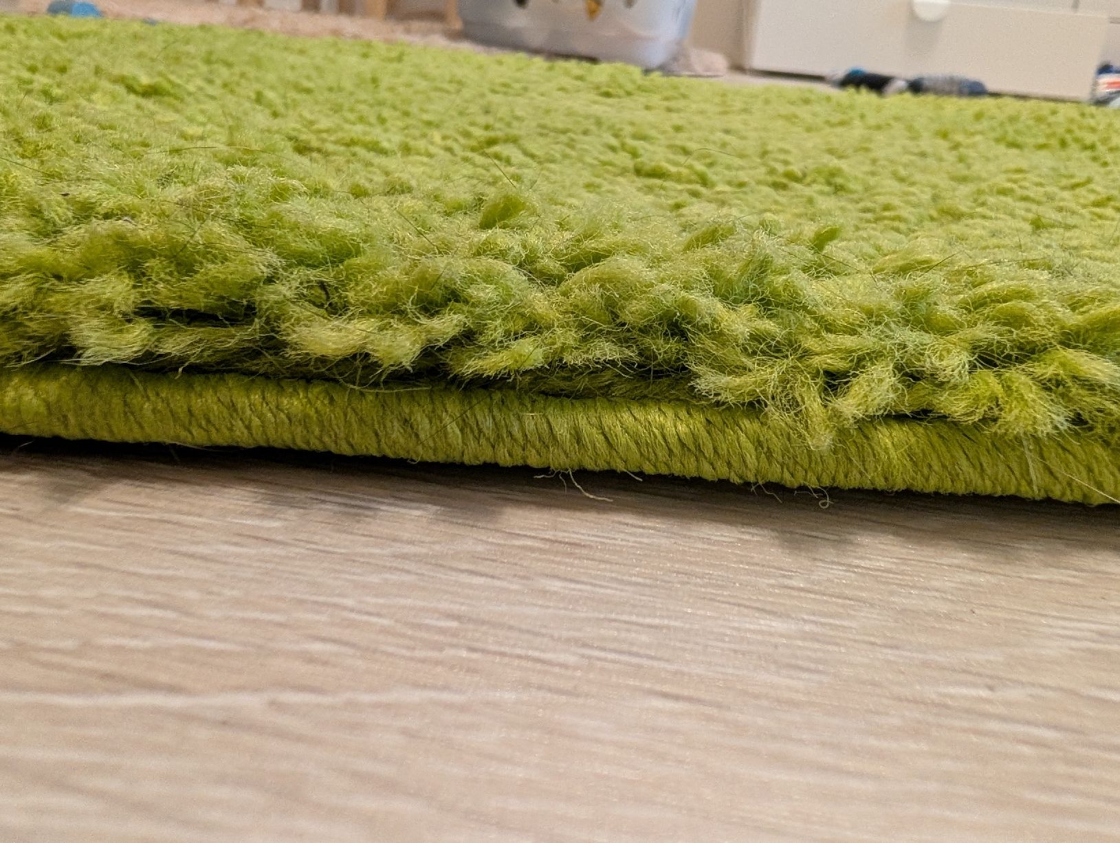 Tappeti: grüner Teppich 70x140cm – Usato da Zofingen venduto da Danmu1981 1