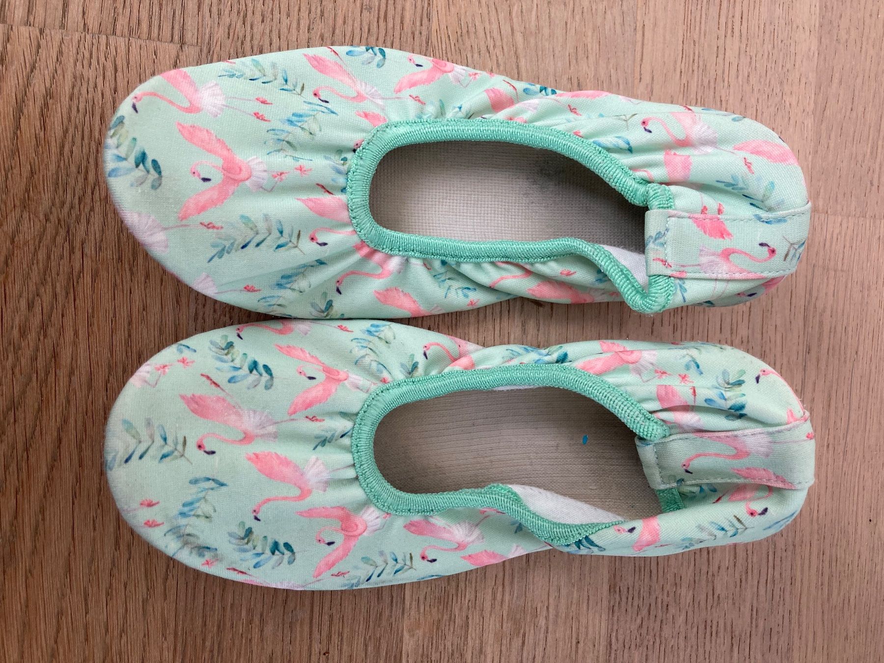 Chaussures garçon: Turnschläppchen Flamingo Grösse 32 – D'occasion à Köniz par Hollis01