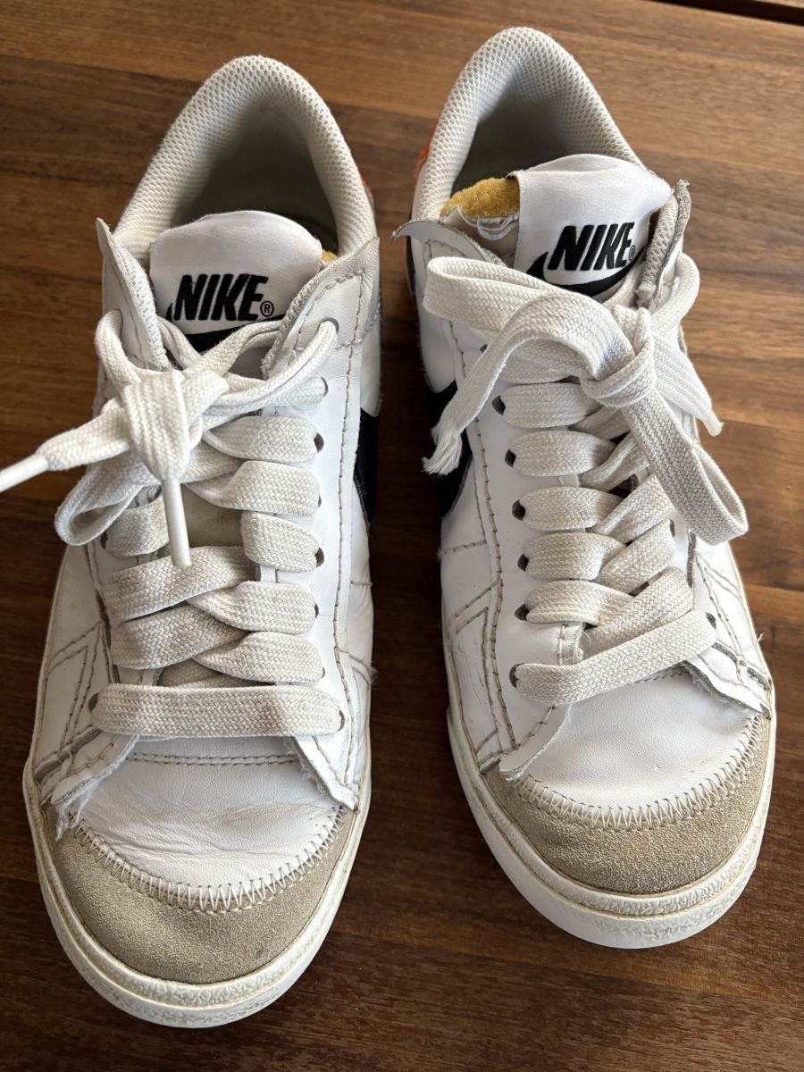 Nike Herrenschuhe: Nike Blazer Low 77 Sneaker, Gr. 8 - 41,5 – Gebraucht aus Beromünster von msklef 2