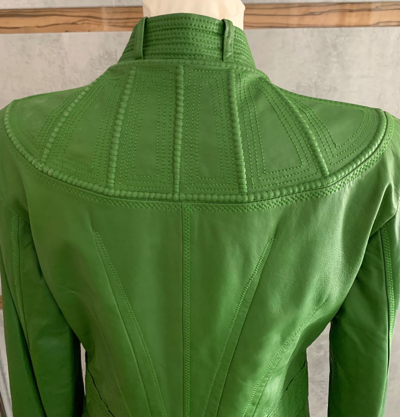 Vestes: Roberto Just Cavalli - Leder Jacke IT46=DE40 eher 38 – D'occasion à Engelburg par mamalanima 5