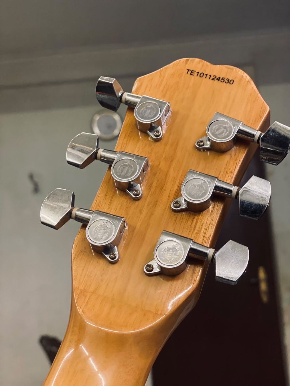 Epiphone Musikinstrumente: Epiphone Akkustik Gittare – Gebraucht aus Zürich von waltermanesh 5