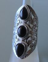 Silber 925 Fingerring mit 3 schwarzen Schmucksteinen