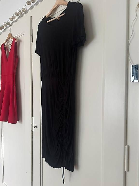 Vestiti: Robe Femme Calvin Klein - Taille 6 – Usato da Les Acacias venduto da DeborahK03 1