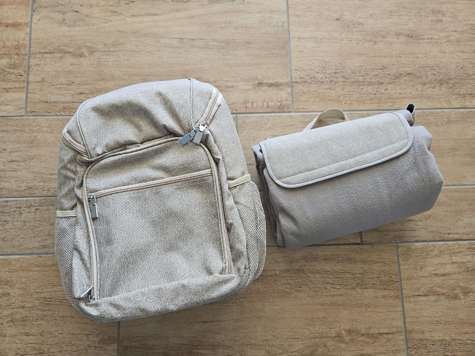 Rucksäcke: Picknick Kühlrucksack mit Iso-Decke beige – Gebraucht aus Seengen von Rockabilly91 2