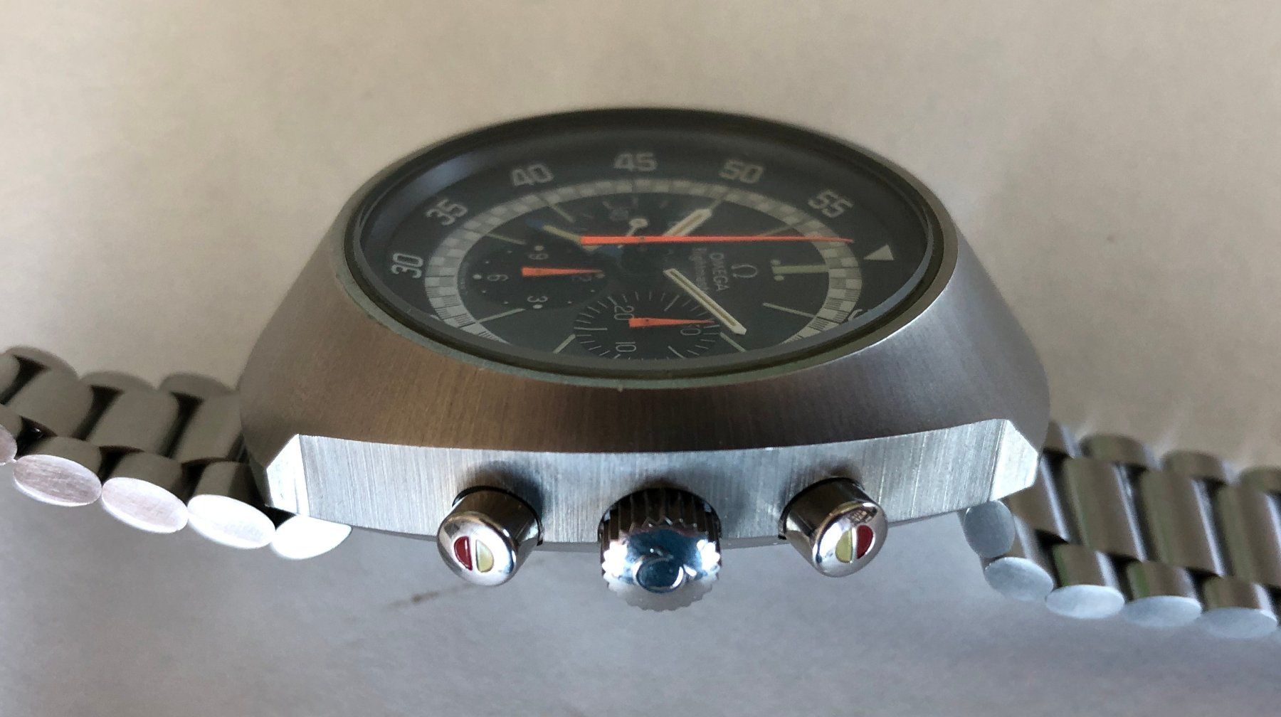 Orologi: OMEGA Flightmaster Ref 145.026 - ø 43 mm - Cal 911 – Usato da Appenzell venduto da Zimiuno 4