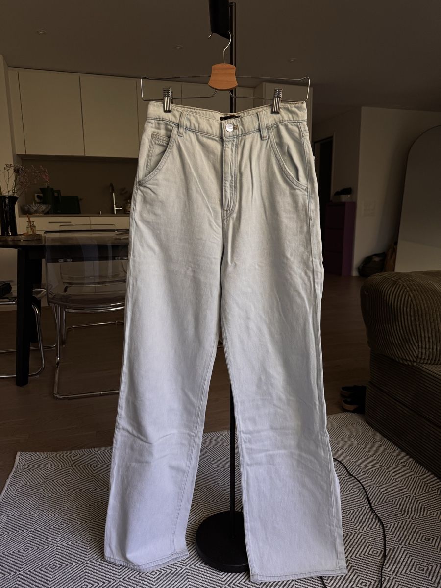 Massimo Dutti Jeans: Massimo Dutti light summer jeans – Usato da Zürich venduto da ari_cr2f