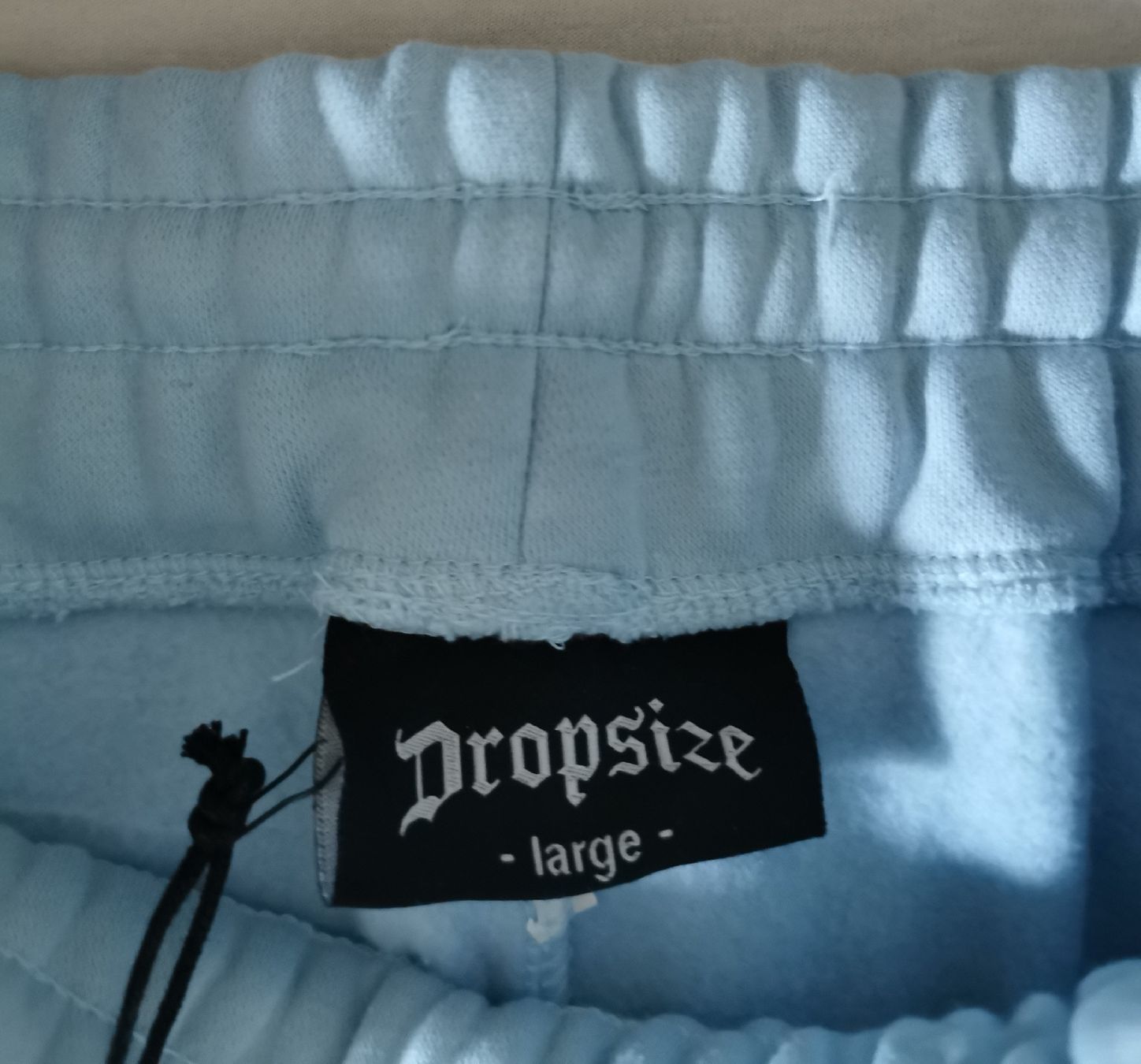 Pantaloni: 2 Stk. kurze Trainerhose Marke Dropsize L, Neue – Nuovo e nell'imballaggio originale da Effretikon venduto da Movie99 5