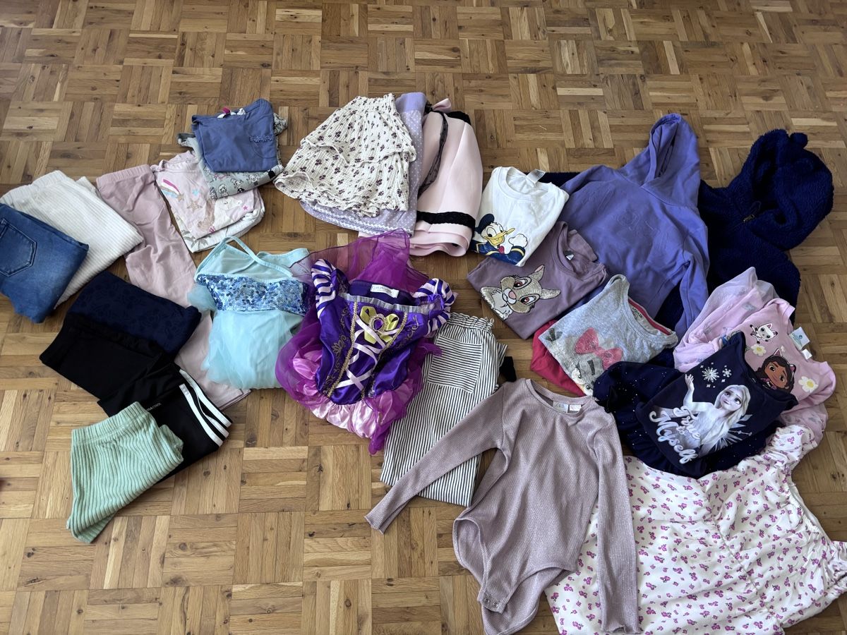 Lotti & Set di vestiti: Kleiderset Mädchen 116-122 – Usato da Jona venduto da SaF0da