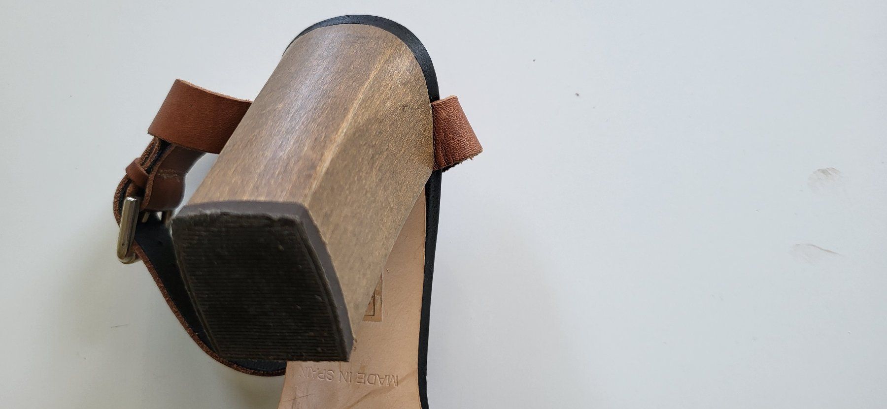Scarpe da donna: Schöne, mittelbraune, schlichte Riemchensandalen – Usato da Zürich venduto da csa02 5
