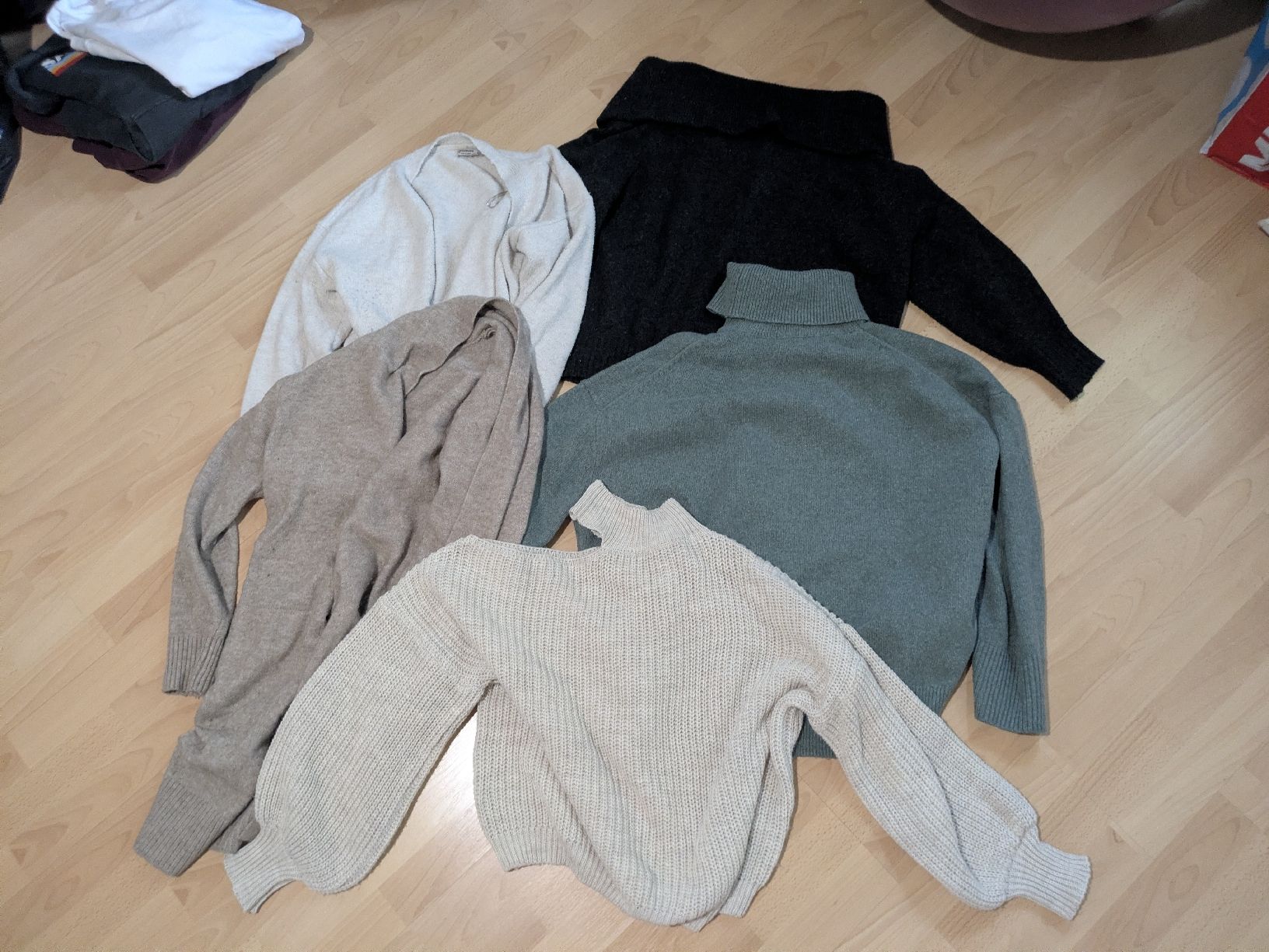 Kleiderpakete: Lot de vêtements  – Gebraucht aus Tramelan von cat_67zv 6