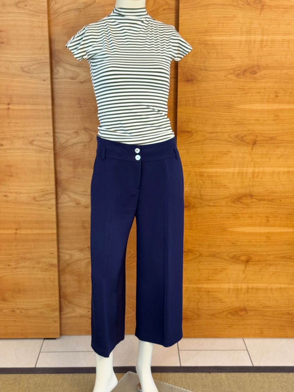Pinko Pantaloni: Pinko Culotte-Hose – Usato da Unterägeri venduto da Jr61