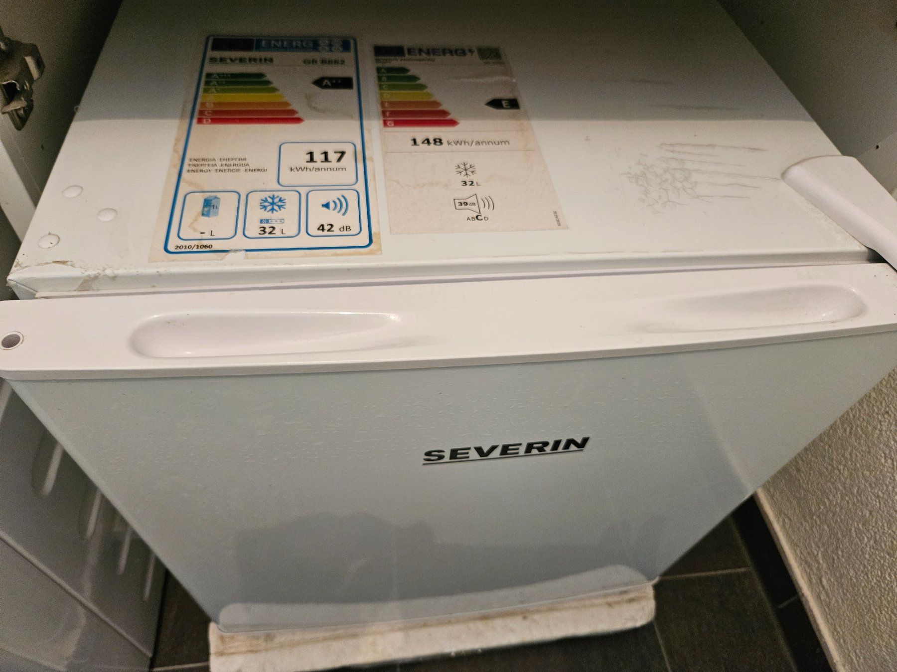 Congélateurs: Severin Gefrierschrank / Tiefkühler 32L  A++ – D'occasion à Birmensdorf ZH par kar_f86l 4