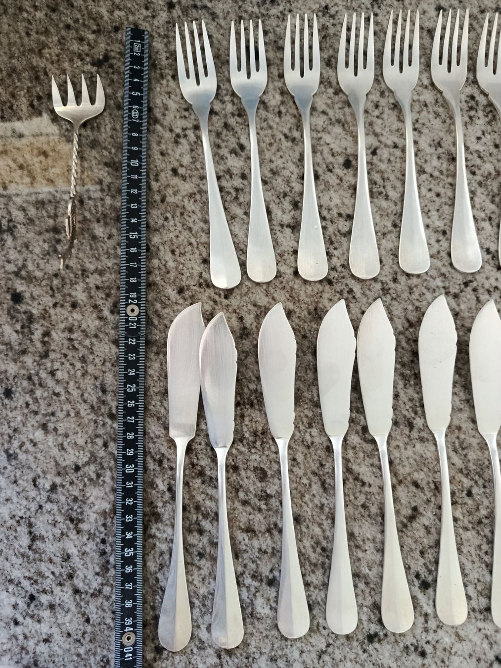 Set di posate: Fischbesteck 12teilig versilbert – Usato da Wangs venduto da son_klein 2