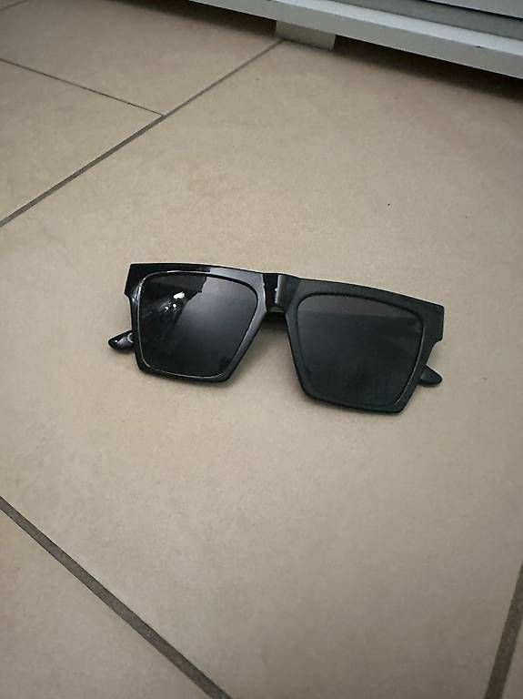 Occhiali & Lenti: Sonnenbrille – Usato da Schlieren venduto da S_Dragon