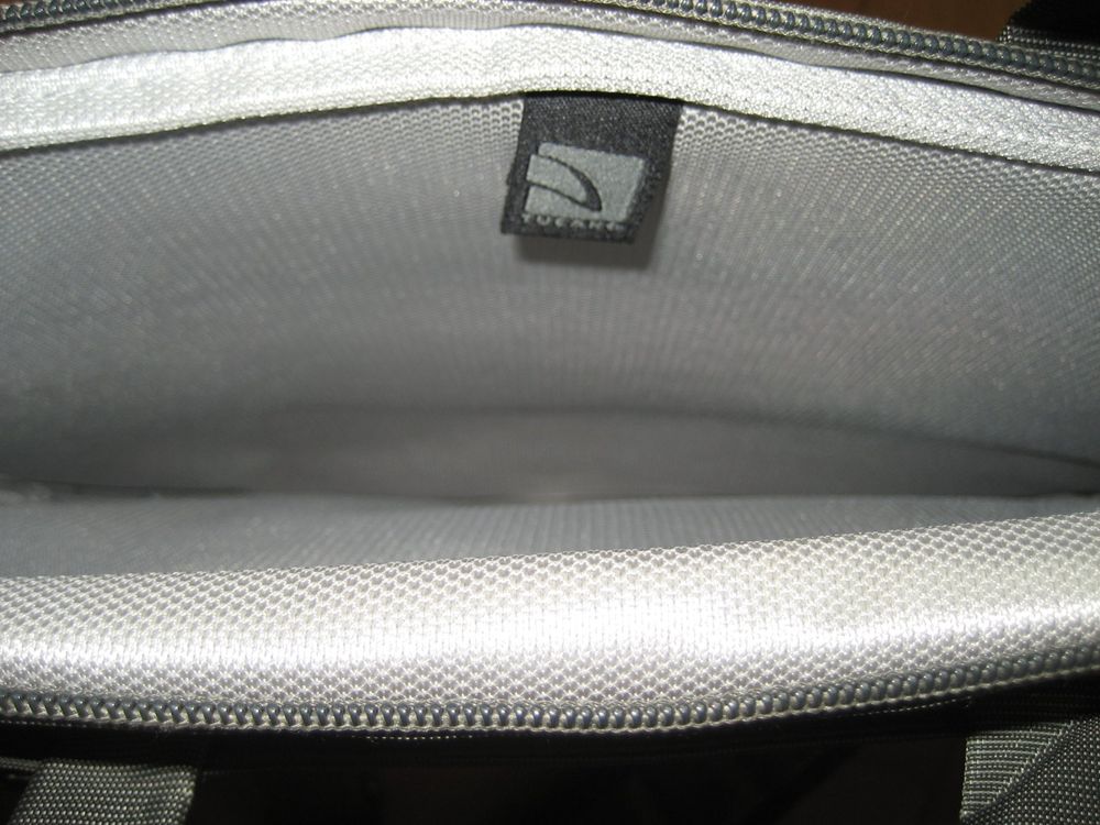 Borse: Laptoptasche TUCANO – Nuovo (secondo la descrizione) da Unterengstringen venduto da Olifant4 2