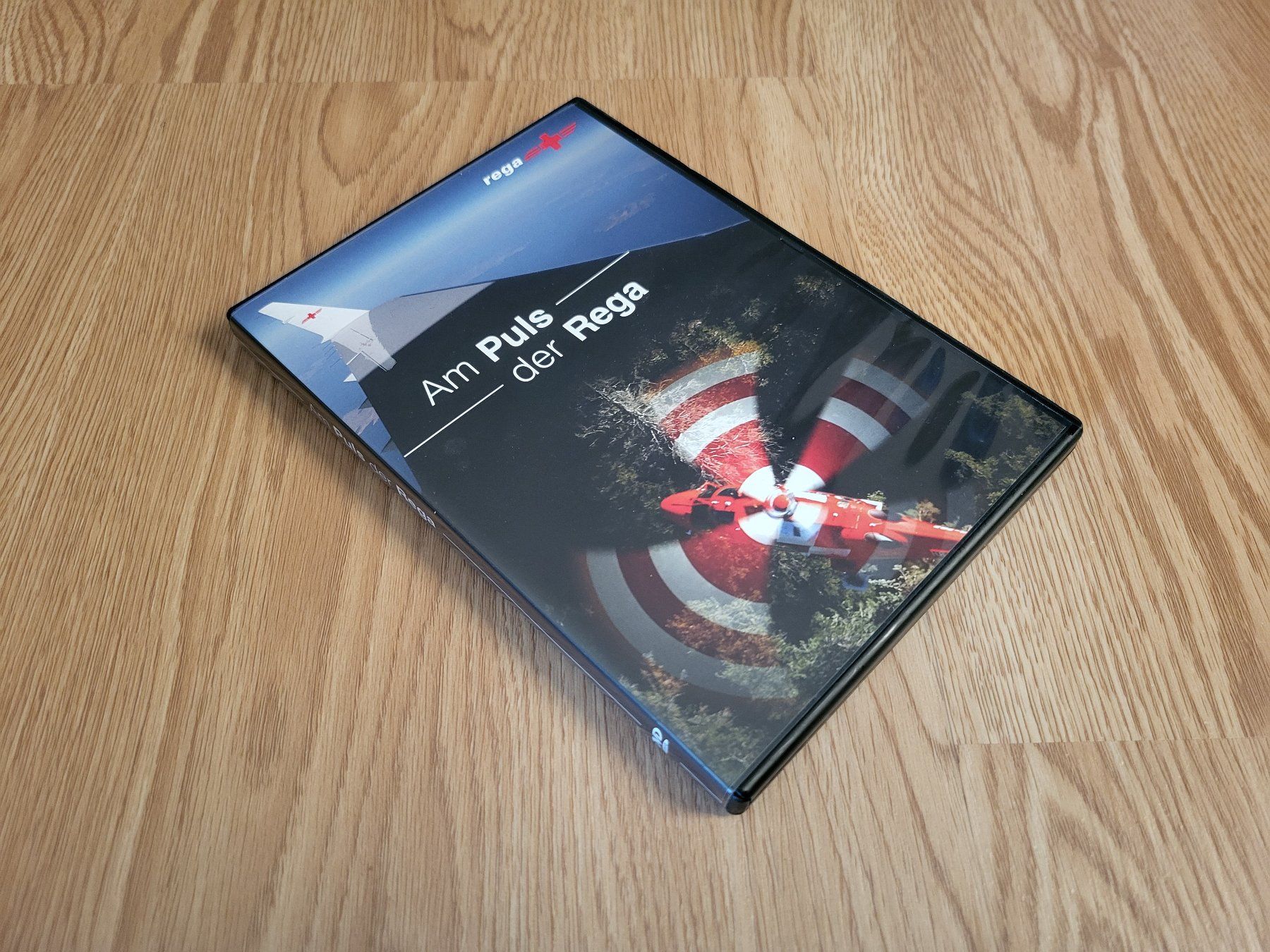 Tous les DVDs: DVD Am Puls der Rega – D'occasion à Oberentfelden par AirCargo04 2