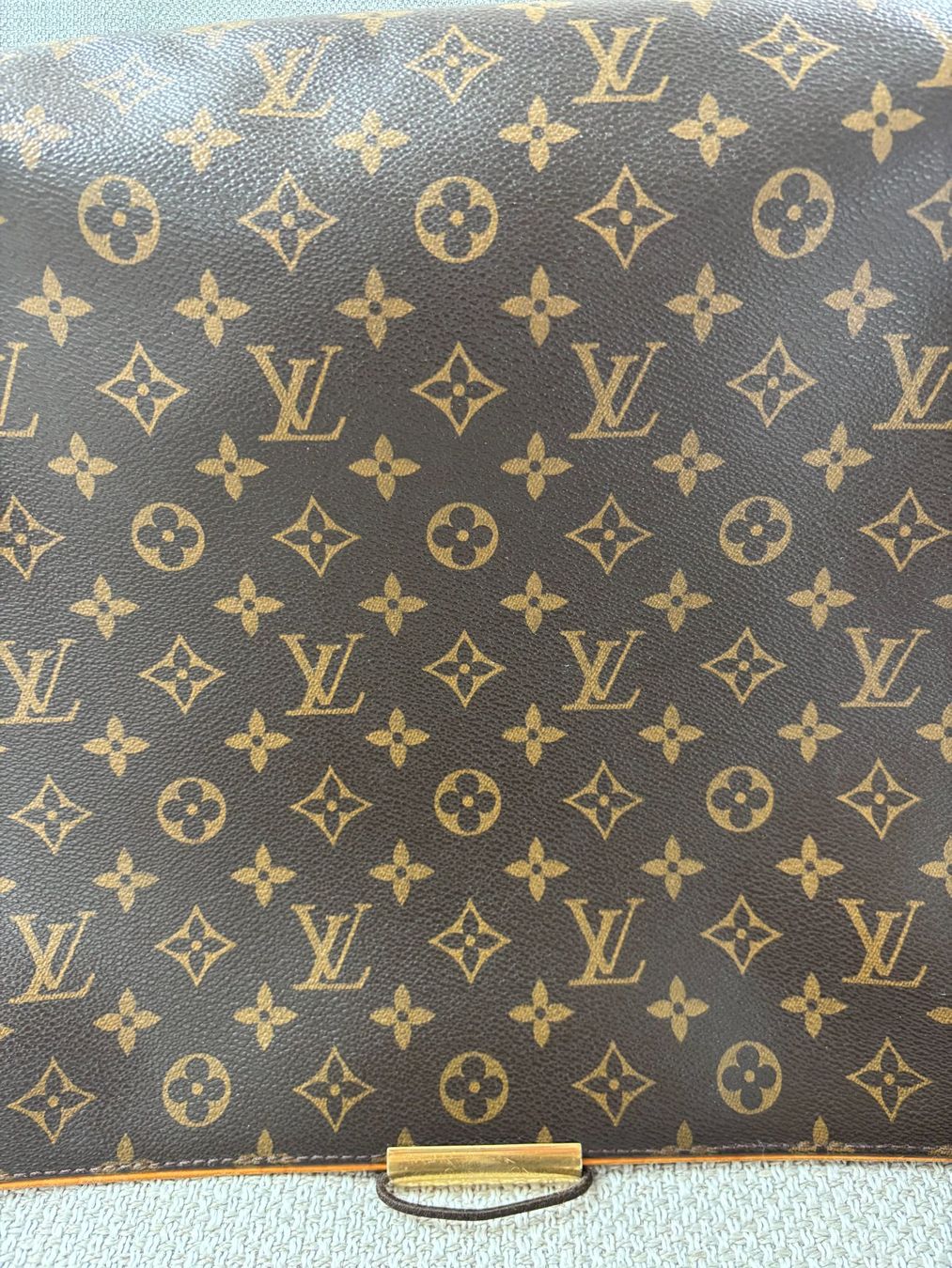 Louis Vuitton Borse: LOUIS VUITTON Messenger Bag – Usato da zürich venduto da CVolker 2