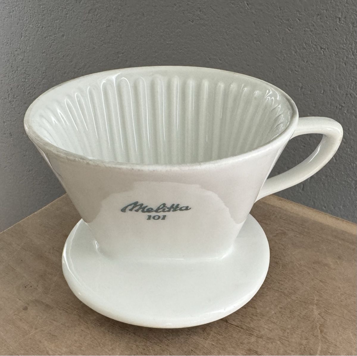 Autres articles pour la maison: Melitta 101 Kaffeefilter Langenthal 1960 / 3-Loch – D'occasion à Rothrist par Luckywinner