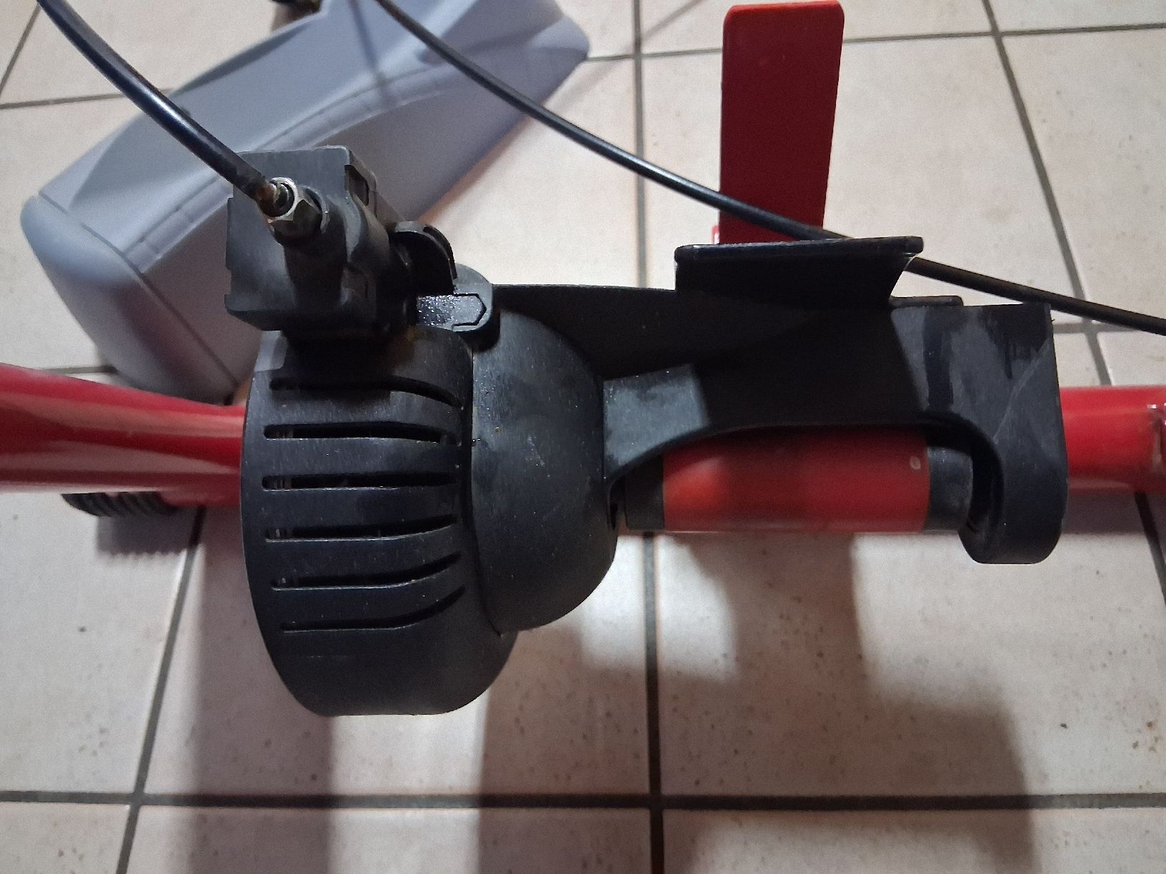 Hometrainer: Rollentrainer Indoor Bike  – Usato da Schwellbrunn venduto da corluk 3