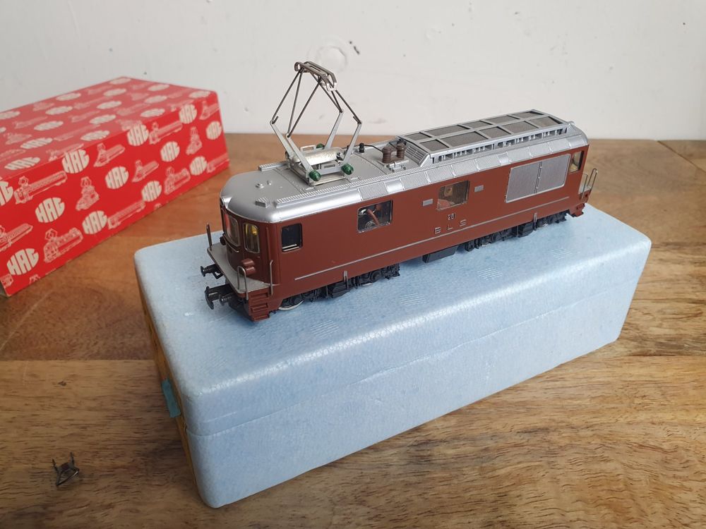 HAG - 181 - Locomotive Re 4/4 261 du BLS (vintage 1975