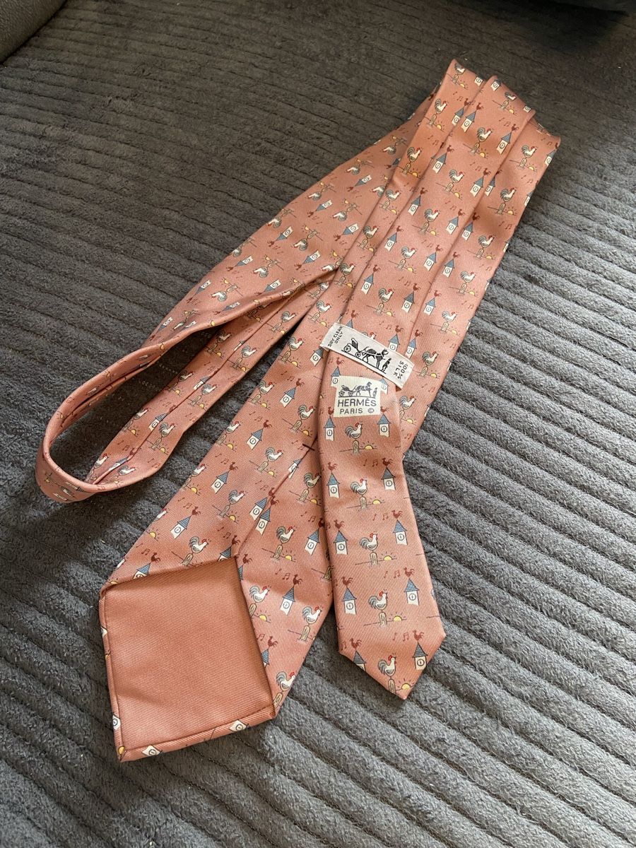 Hermès Cravatte: Cravate Hermès – Usato da Montreux venduto da Perledor 4