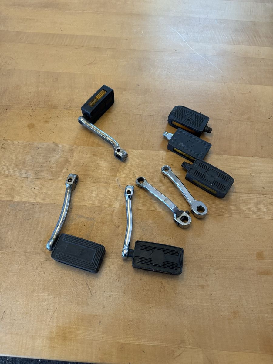 Piaggio Pièces pour mobylette: Piaggio Pedalerie Teile – D'occasion à Dübendorf par Sachs621