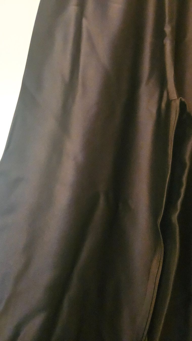 Pantaloni: Pantaloni neri cangianti tg.M – Usato da Melano venduto da H-Sara 2
