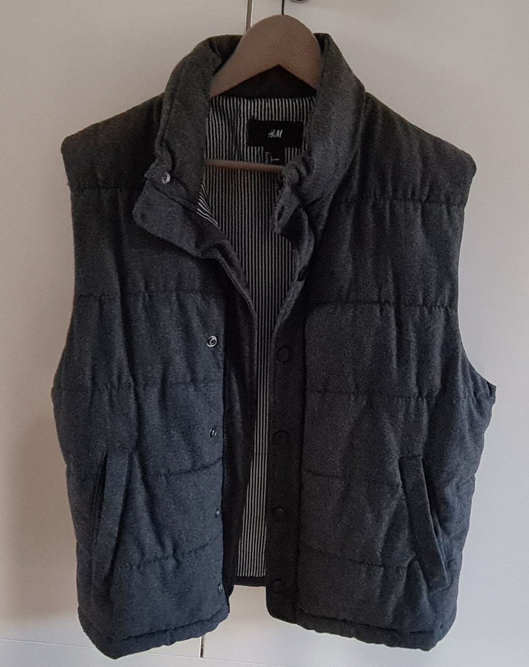 H&M Gilet & Giacche: Gilet – Usato da Islikon venduto da EFH651