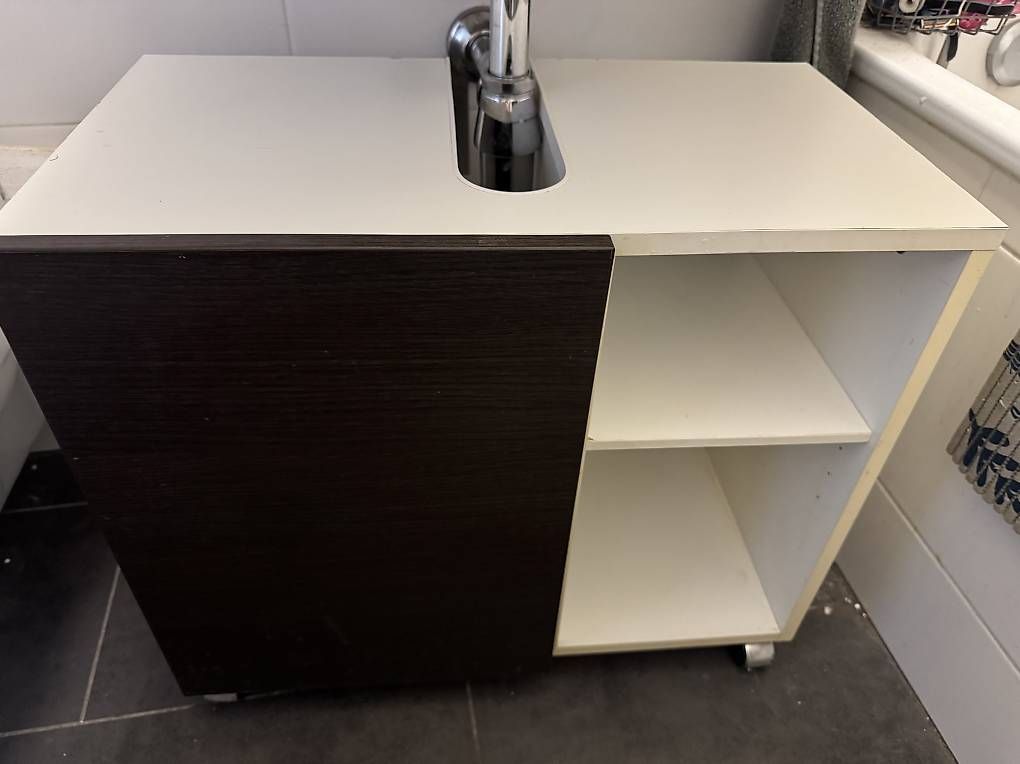 Mobili per bagno: Meuble salle de bain sous evier – Usato da Collombey venduto da mar_8bsx