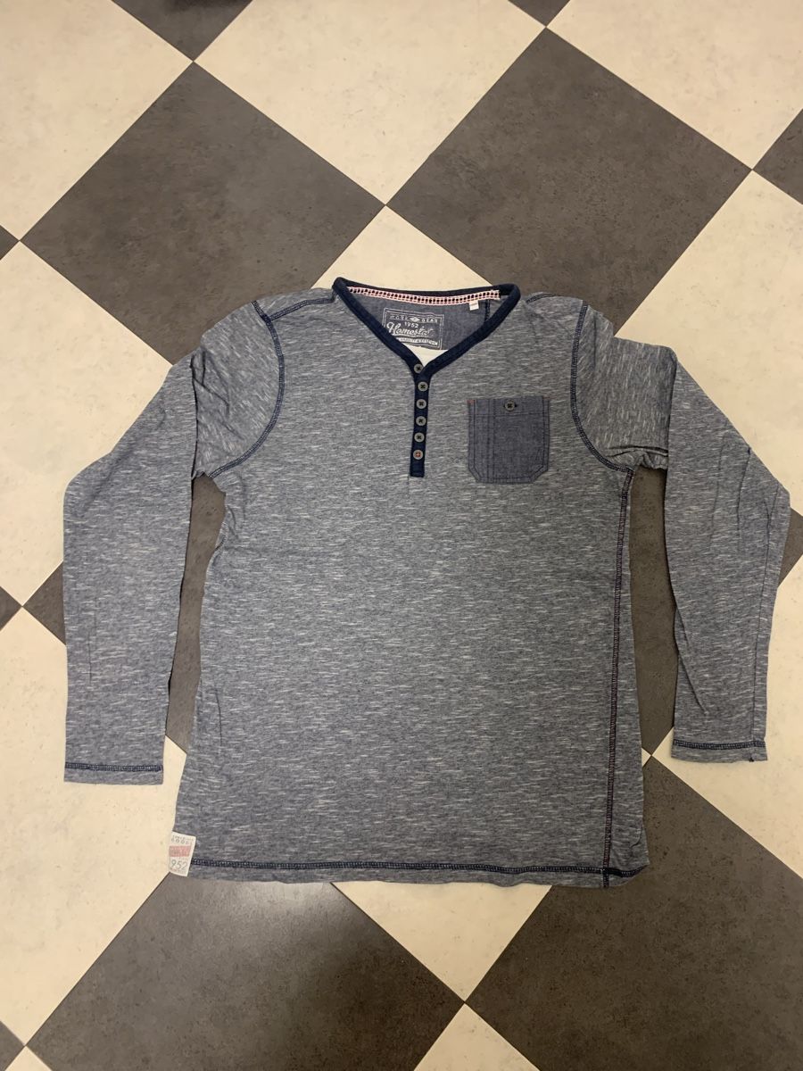 Maglioni & Felpe: Shirt – Usato da Luzern venduto da Boudin03
