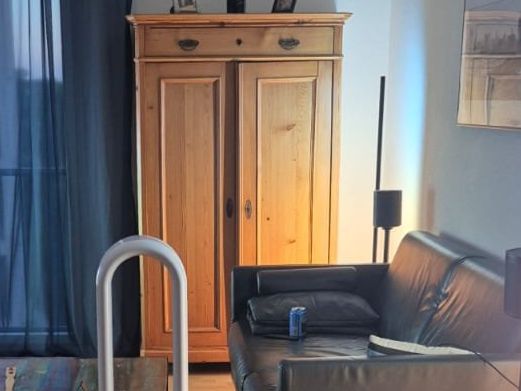 Armoires: Schrank Kiefer oder Fichte Massiv Antik restauriert – D'occasion à Allschwil par Vision139 7