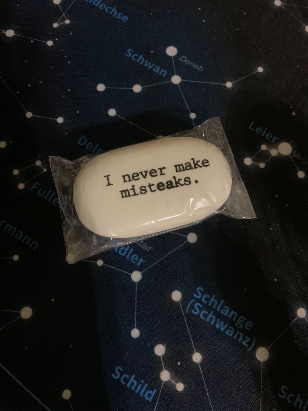 Altro in Scrittura & Disegno: Radiergummi: "I never make misteakes" – Nuovo e nell'imballaggio originale da Lengnau BE venduto da ylegoaziou