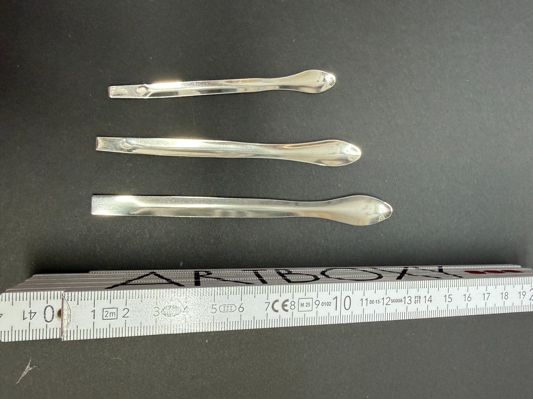 Cucchiai: Set mit 3 Spateln, Löffelspatel – Nuovo (secondo la descrizione) da Lützelflüh-Goldb venduto da Elementis