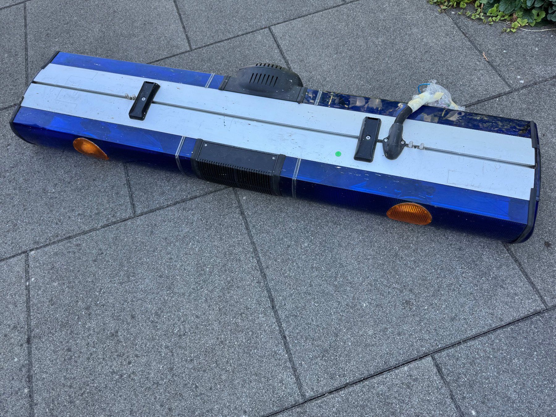 Autres accessoires p. véhicule: Blaulichtbalken / Ex Feuerwehr – D'occasion à Biberist par tl-schmuck 1