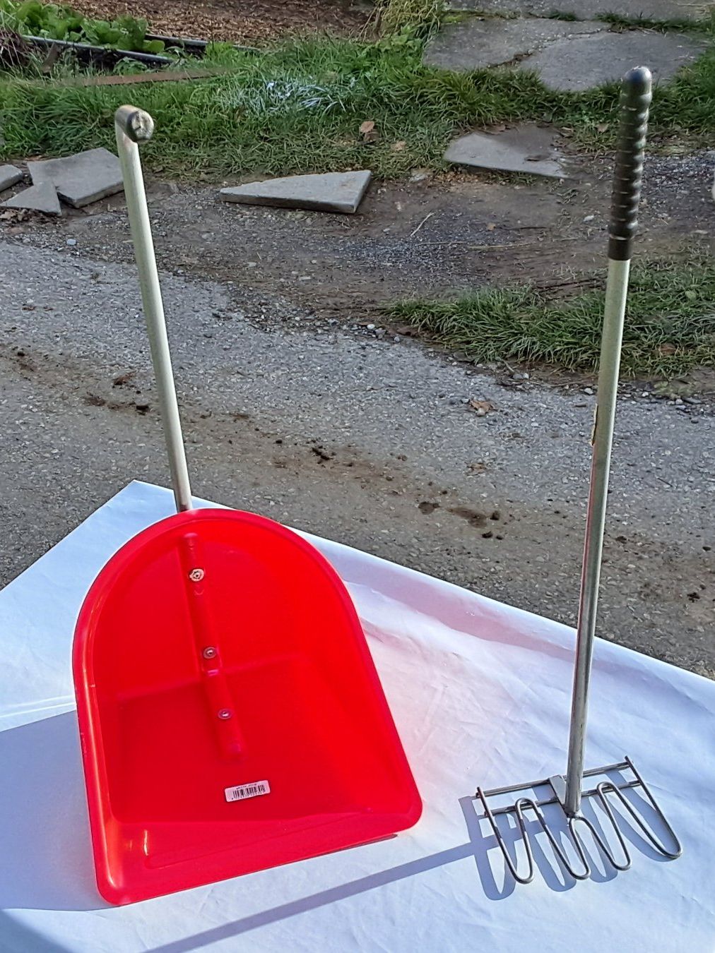 Alle Werkzeuge: Pferde Mistboy rot – Gebraucht aus Rüegsbach von hpl02 1