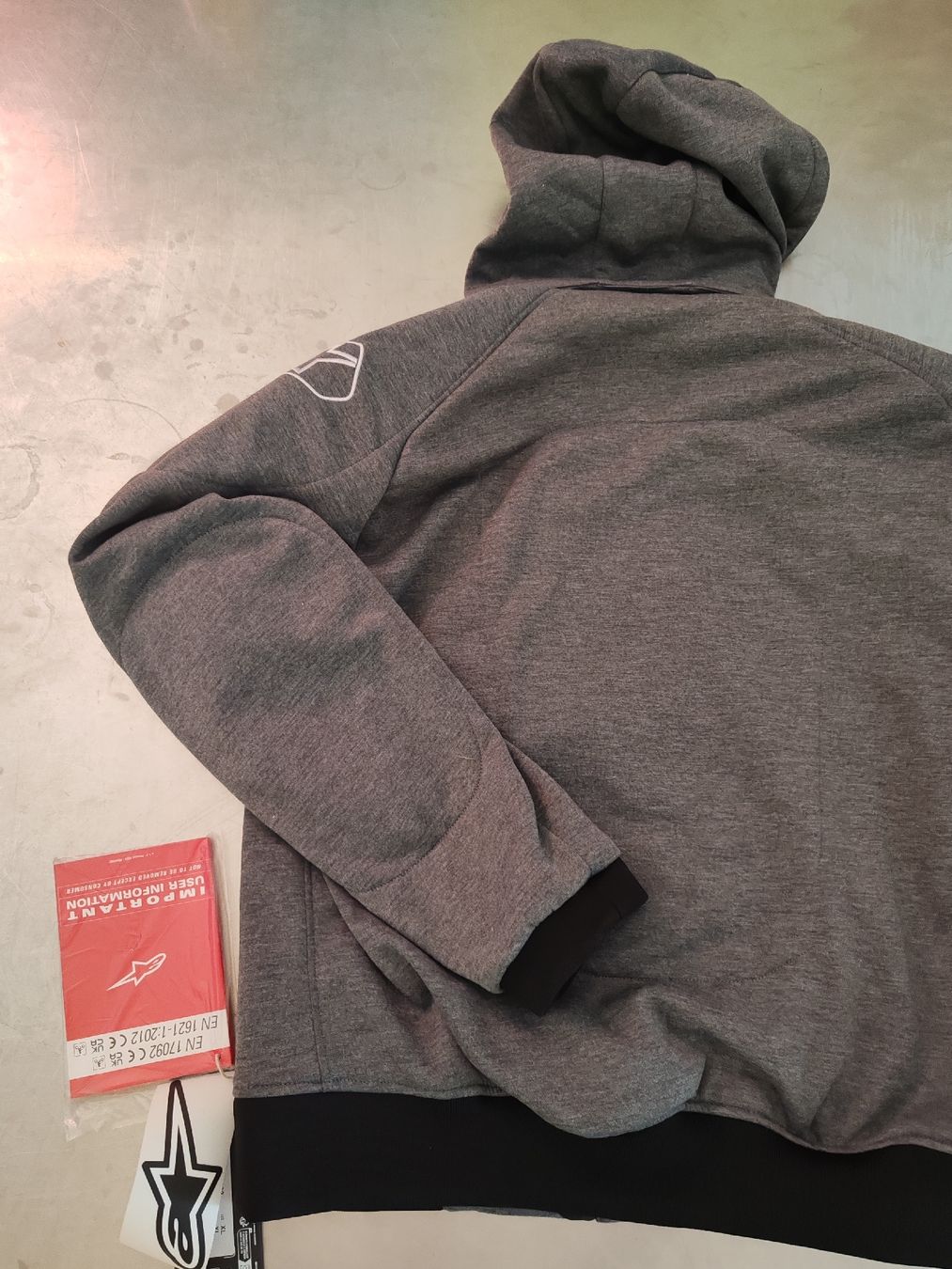 Alpinestars Maglioni & Felpe: Alpinestars Chrome Ignition Hoodie – Nuovo (secondo la descrizione) da Bern venduto da PrettyGood 4