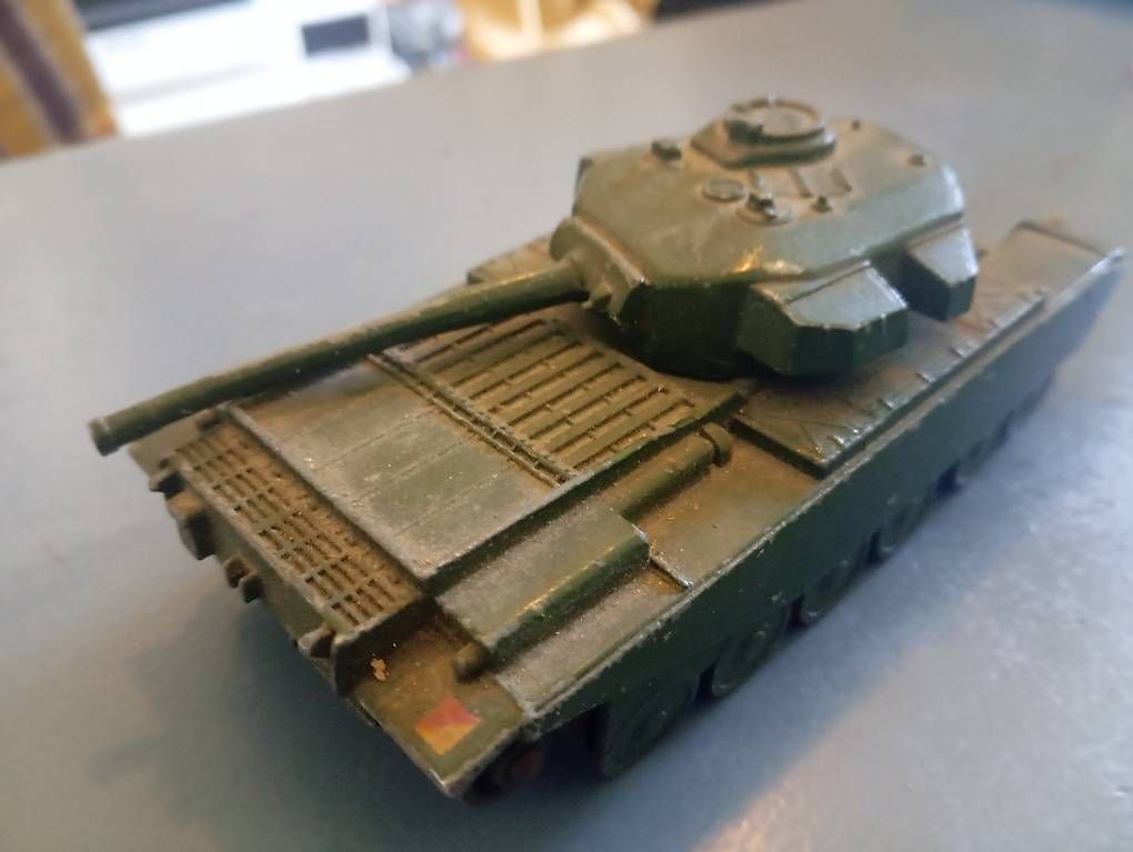 Dinky Toys Modellini d'auto: 651 Centurion Tank von dinky Toys – Usato da Basel venduto da Petergunn