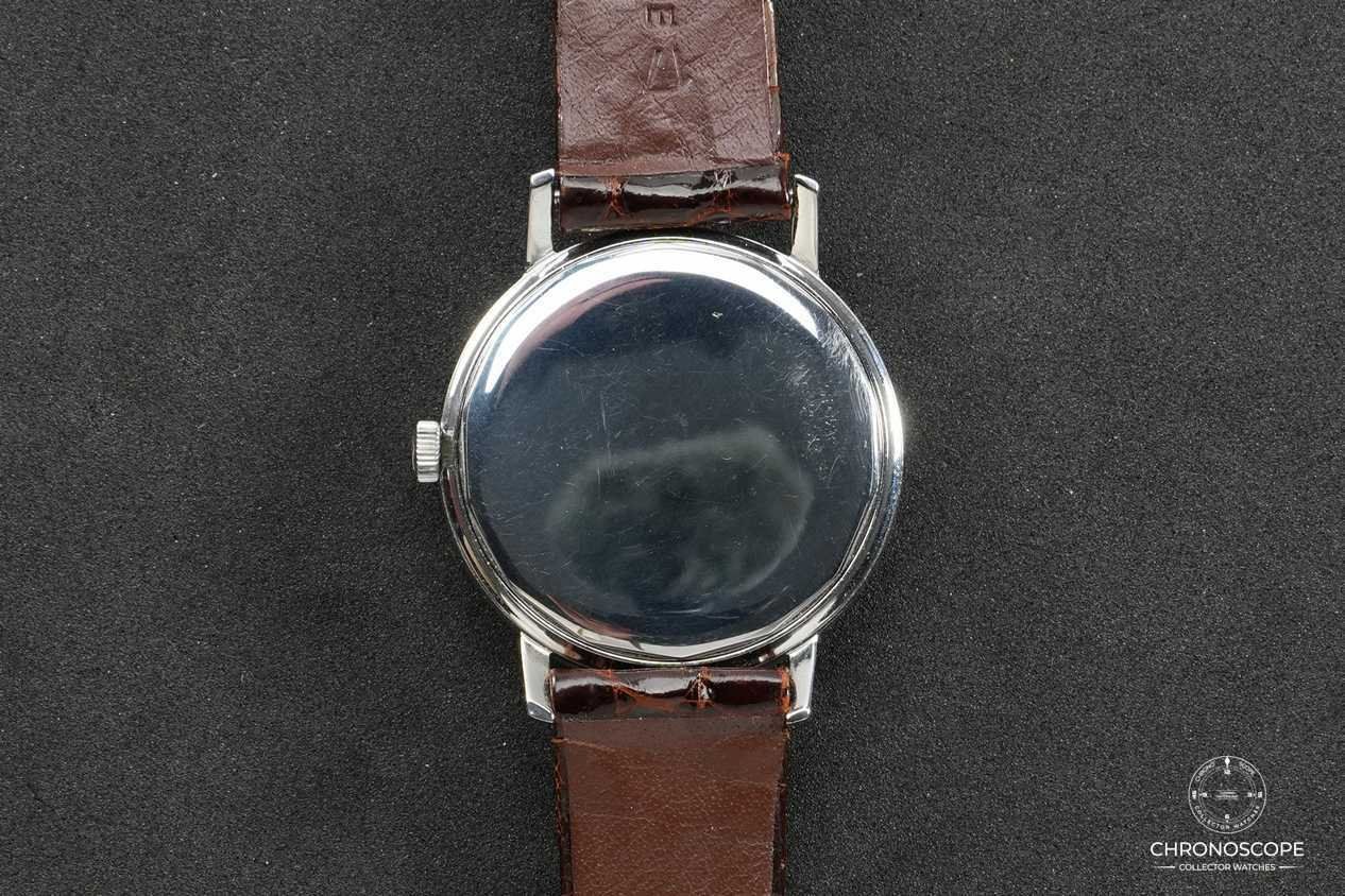 Universal Genève Orologi: Universal Genève Polerouter Date Reference 204604-9 – Usato da Luzern venduto da ChronoScope6004 4