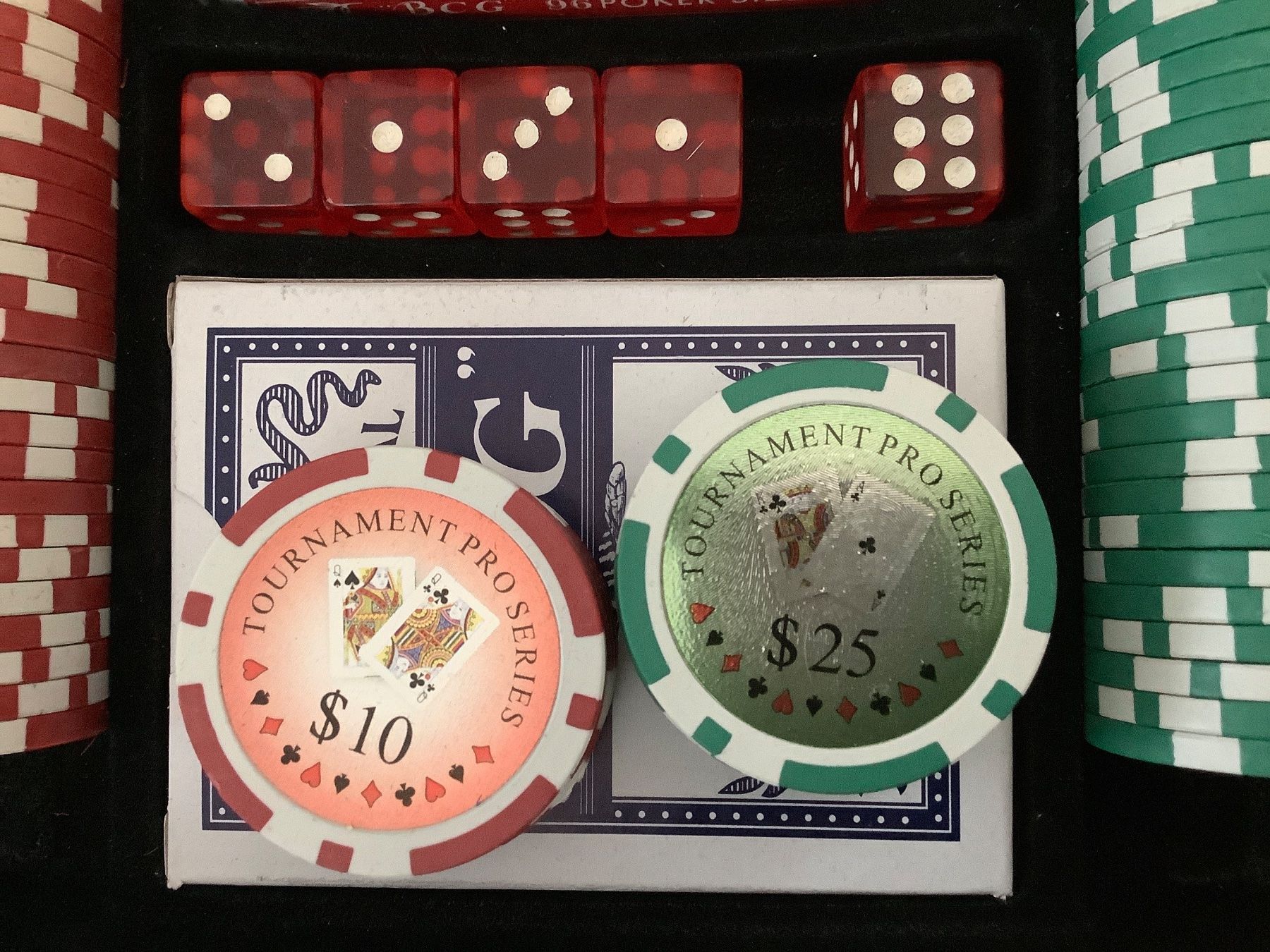 Giochi: Pokerspiel im Koffer – Usato da Triesen venduto da boston7 5