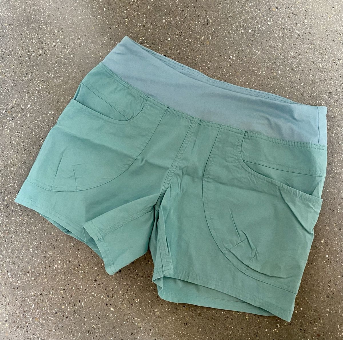 Prana Pantaloni: Shorts PRANA estival ! – Nuovo (secondo la descrizione) da Mont-sur-Lausanne venduto da lacasta