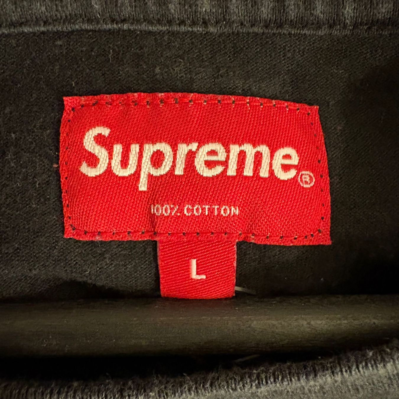 Supreme T-shirt: Supreme International Longsleeve – Nuovo (secondo la descrizione) da Bern venduto da gia_jqj7 1
