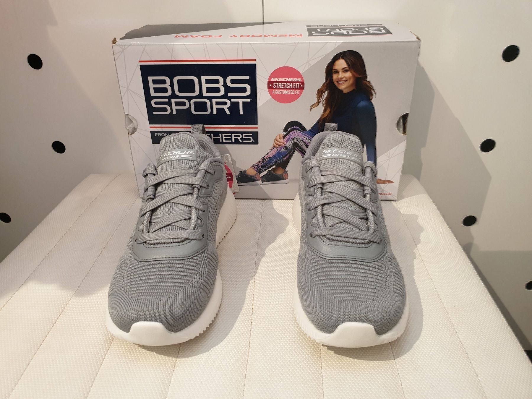 Skechers Scarpe da donna: SKECHERS BOBS SPORT GREY    Gr. 40 / 27cm – Nuovo e nell'imballaggio originale da Zürich venduto da LIQUIDATOR.CP 1