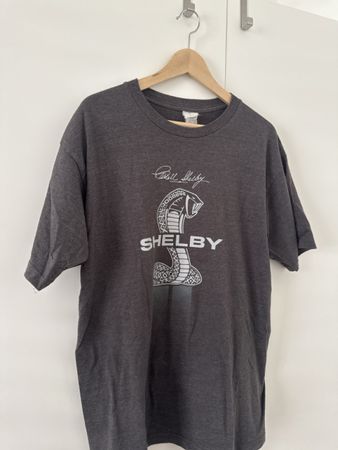 T-Shirt Shelby Ford Herren Dunkelgrau Grösse L
