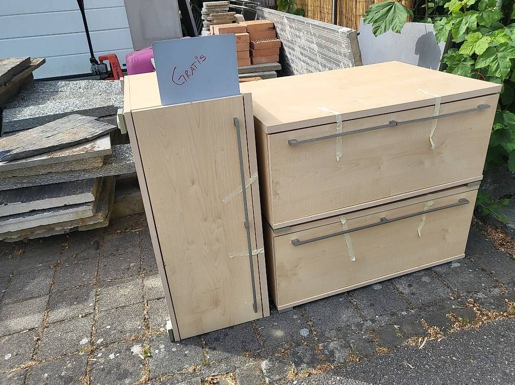 Cassettiere: 3 Kommoden gratis (als TV-oder Garderobenmöbel nutzbar) – Usato da Worben venduto da rickm01