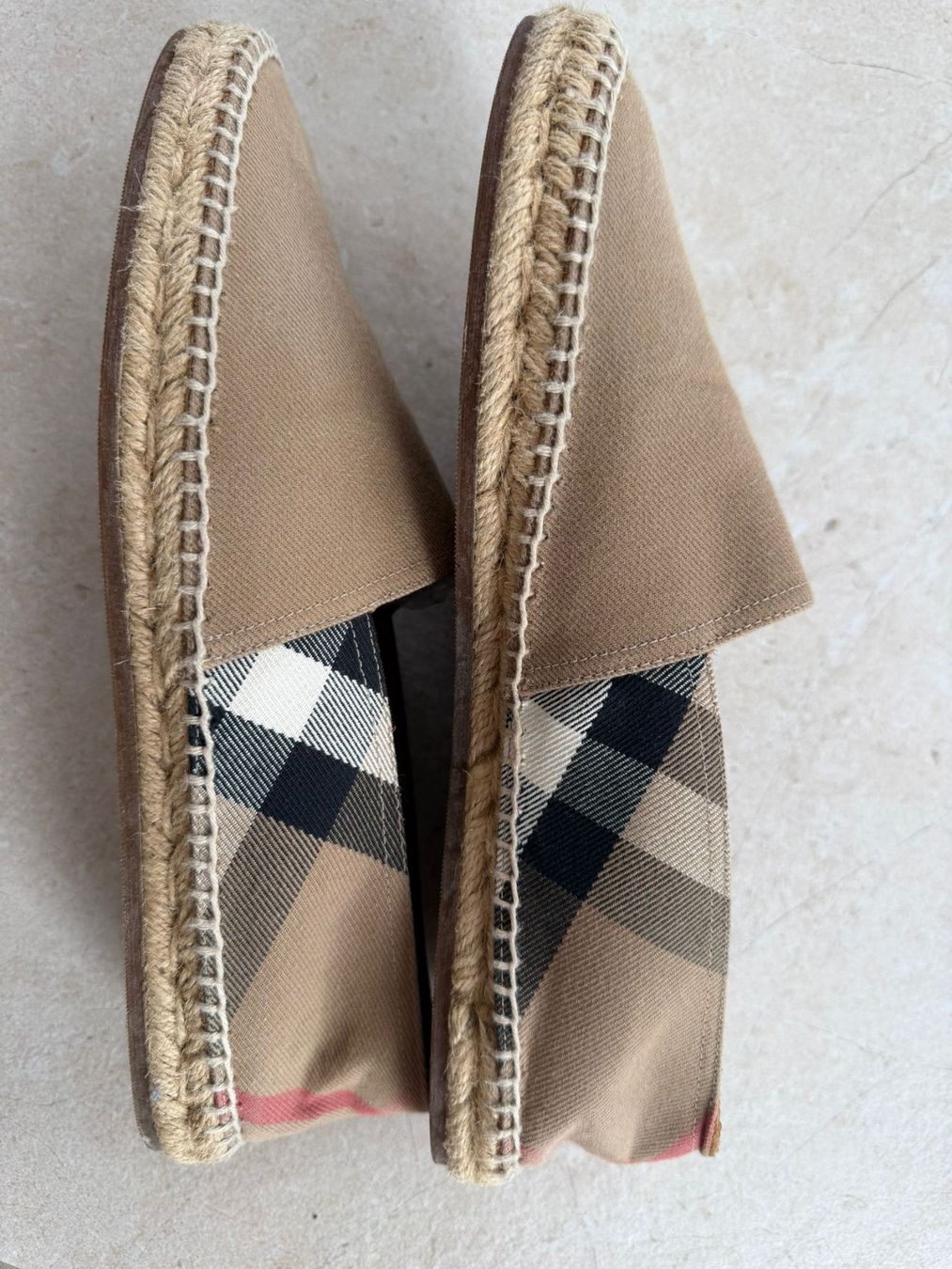 Burberry Scarpe da uomo: Burberry Canvas Check Espadrilles, Size 42 – Usato da Wilen b. Wollerau venduto da ccgold