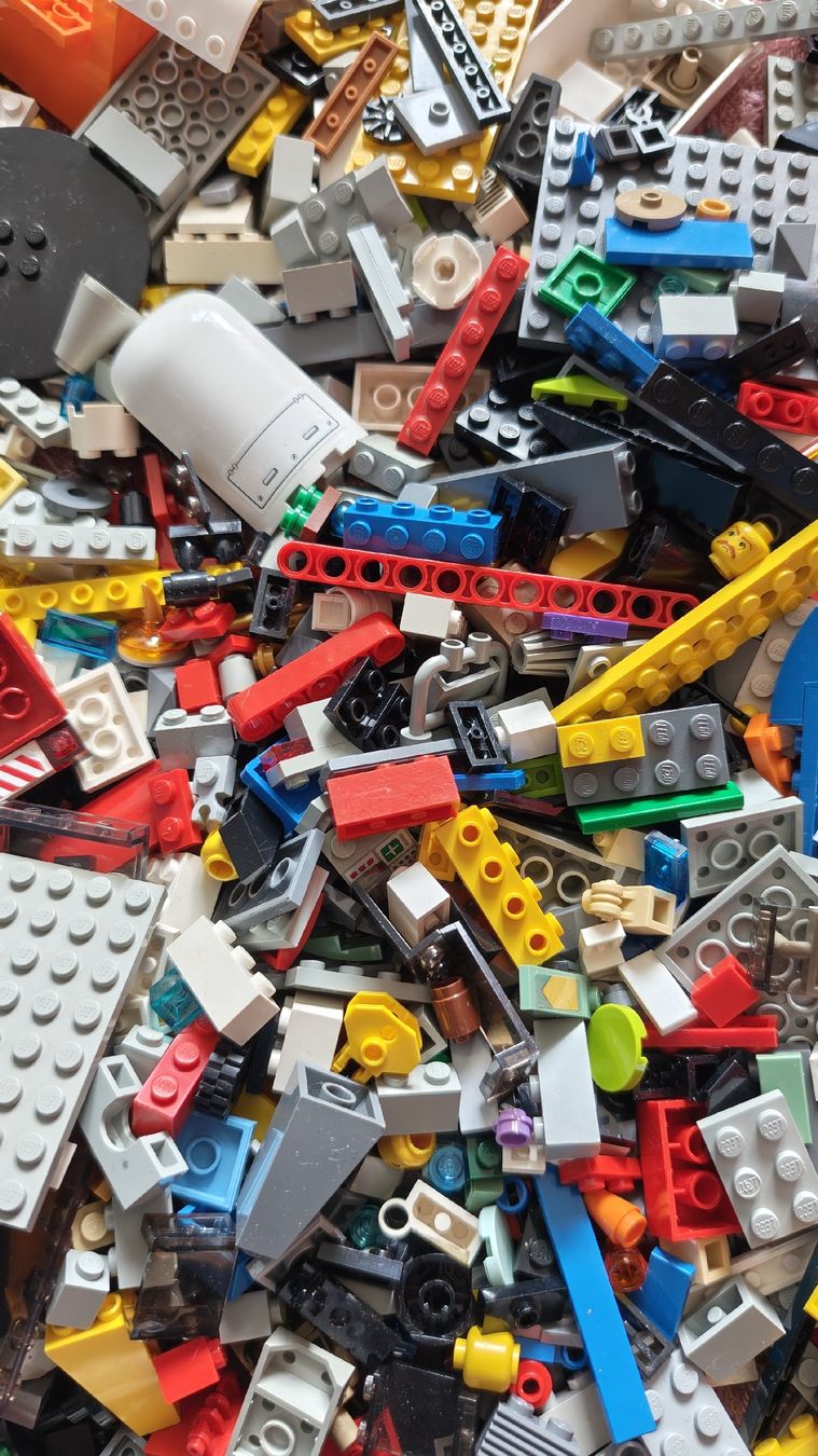 Lego Jouets: Lego "Schrott" ca 2,6 Kilo – D'occasion à Effretikon par Superkarin7 3