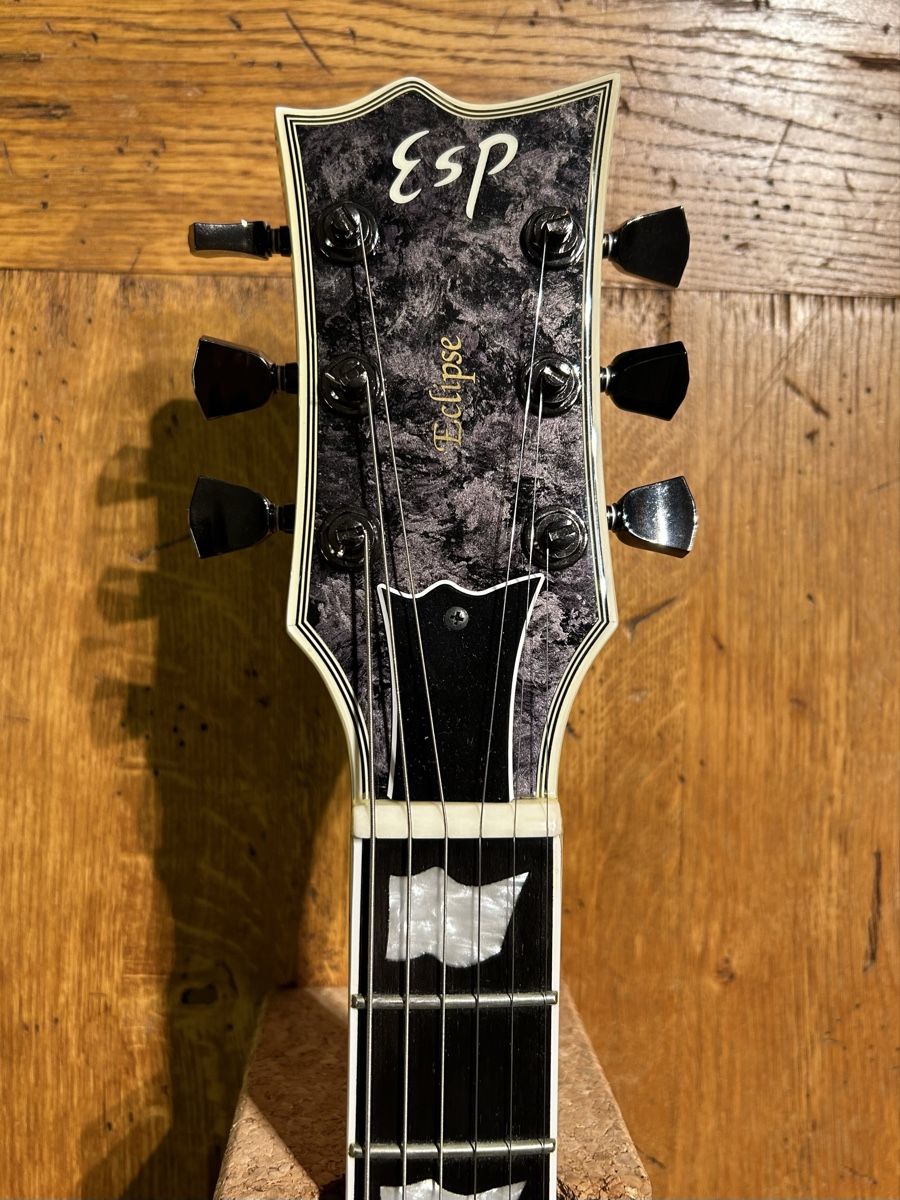 Esp Musikinstrumente: ESP Eclipse Mystic Black Japan – Neu (gemäss Beschreibung) aus Bergdietikon von SoundFactory 1