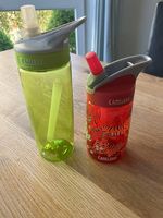 2 x CAMELBAK Trinkflaschen